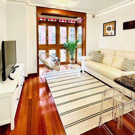 Apartamento "Balcon Del Parchis" A 200 Metros De La Playa Gijón Zewnętrze zdjęcie