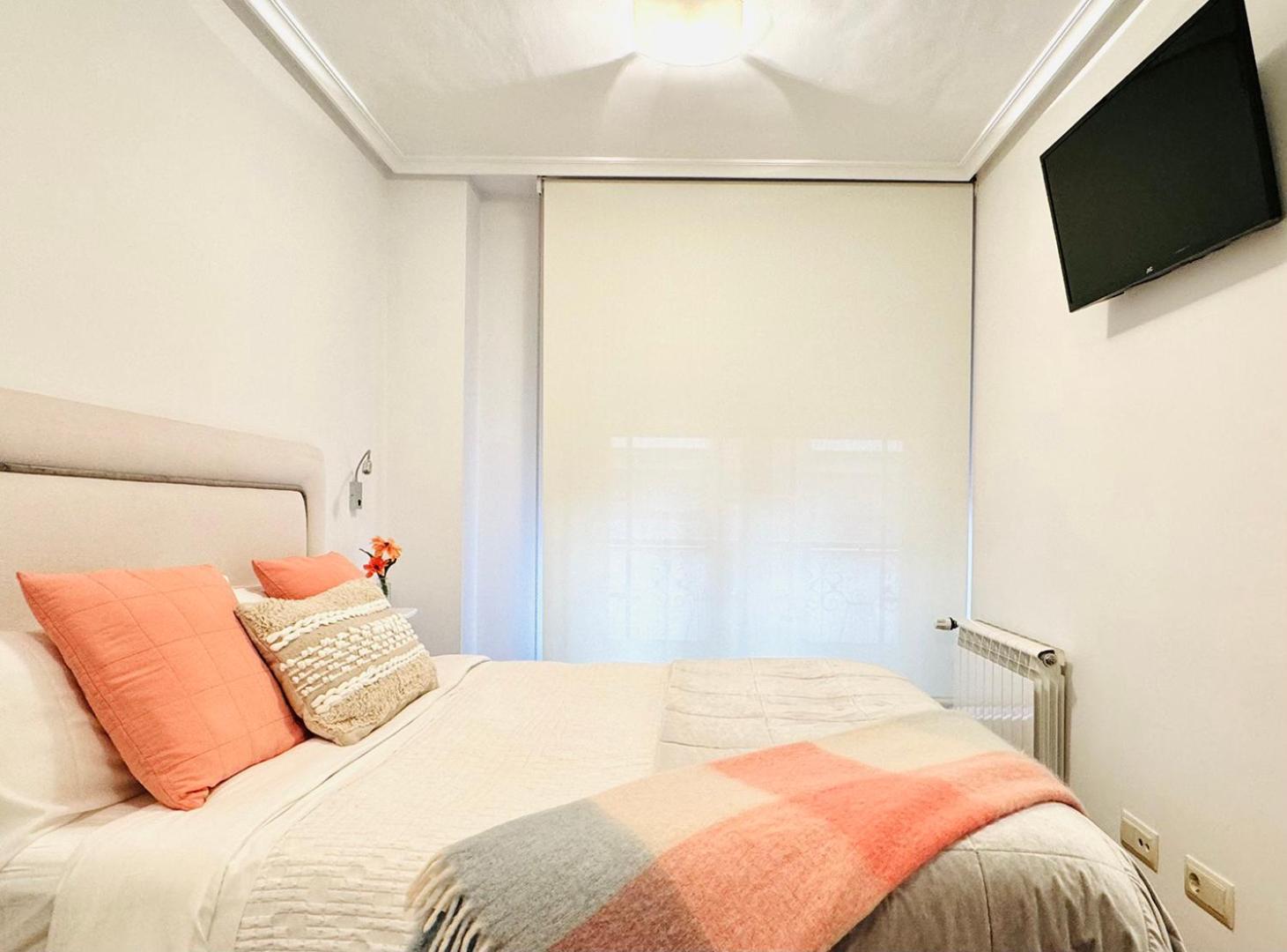 Apartamento "Balcon Del Parchis" A 200 Metros De La Playa Gijón Zewnętrze zdjęcie